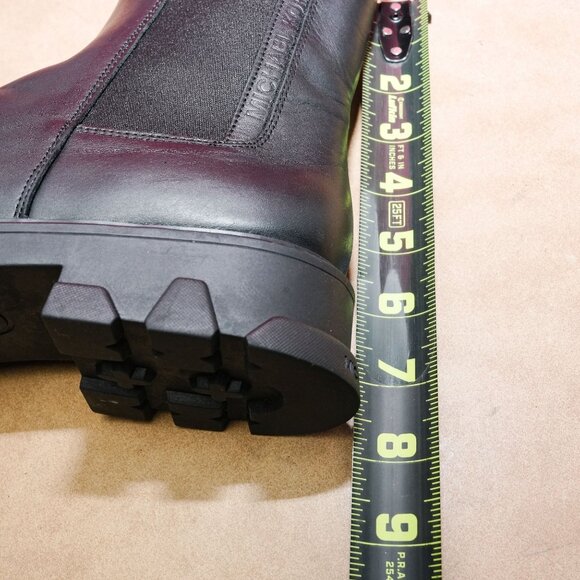 Michael Kors Women Ridley Black Leather Lug Chelsea Ankle Boots sz 9 - Picture 6 of 8